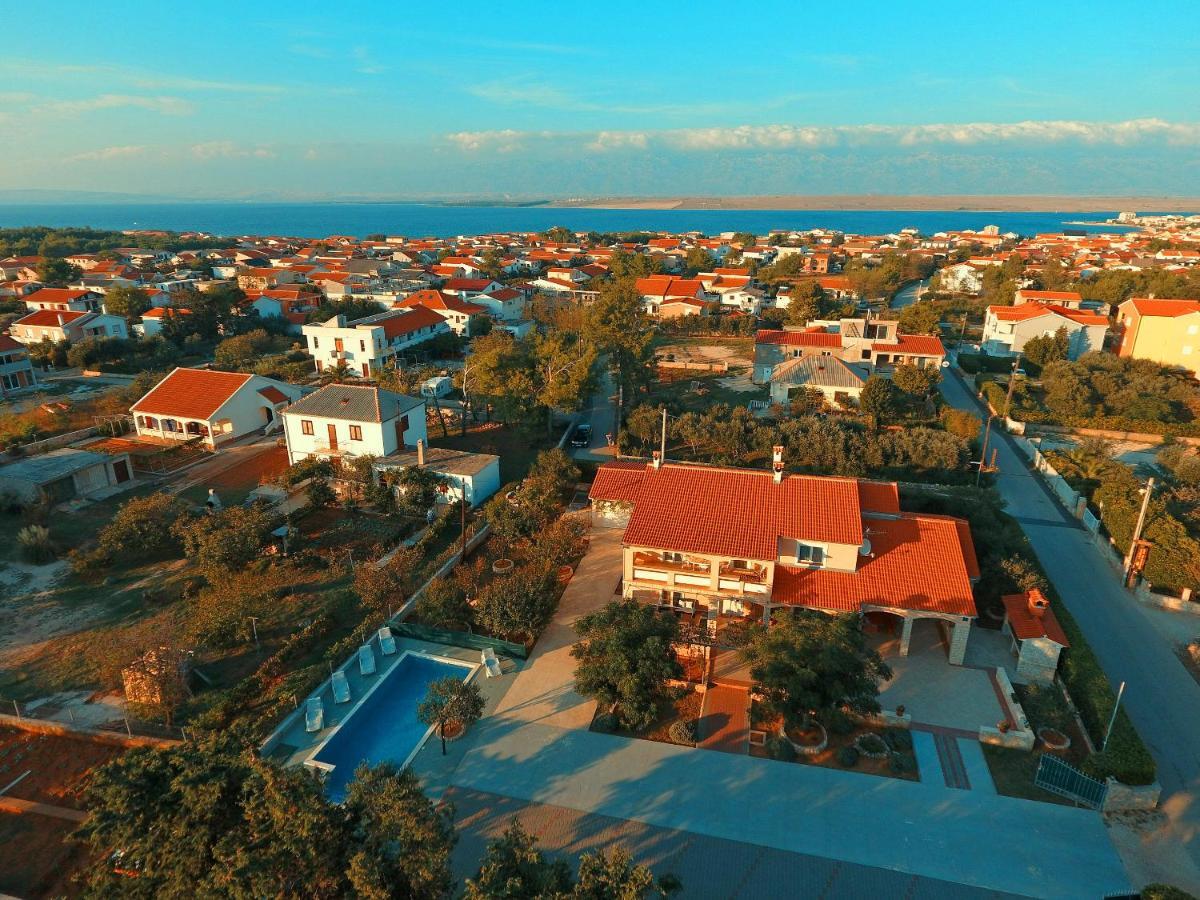 Apartments Nikaia Vir Zewnętrze zdjęcie
